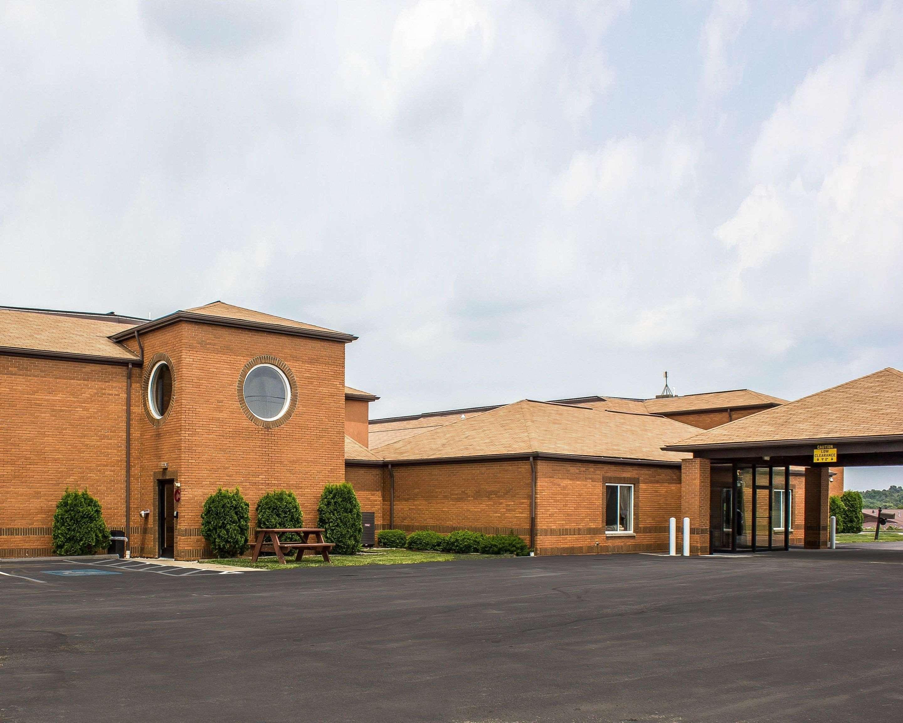 Quality Inn Clarion Exterior photo